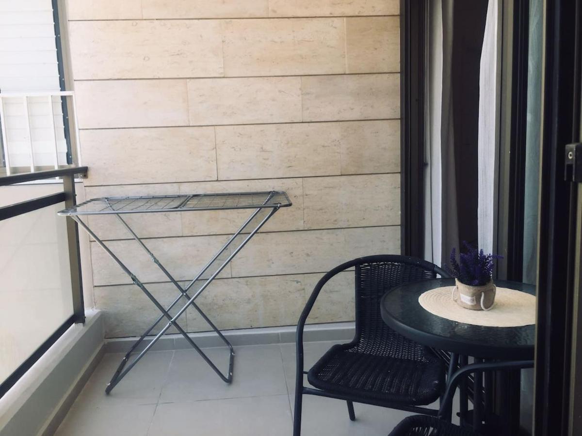 2 Bdr Nitza Appartment With Balkony 内坦亚 外观 照片