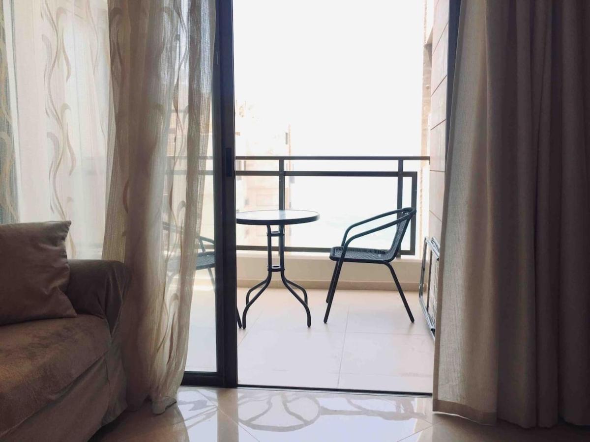 2 Bdr Nitza Appartment With Balkony 内坦亚 外观 照片
